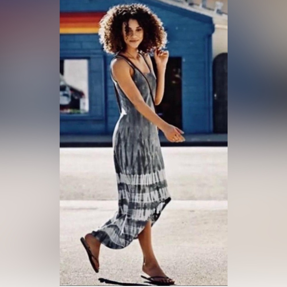 Athleta Seabreeze blue tie-dye sleeveless hi-low maxi dress M